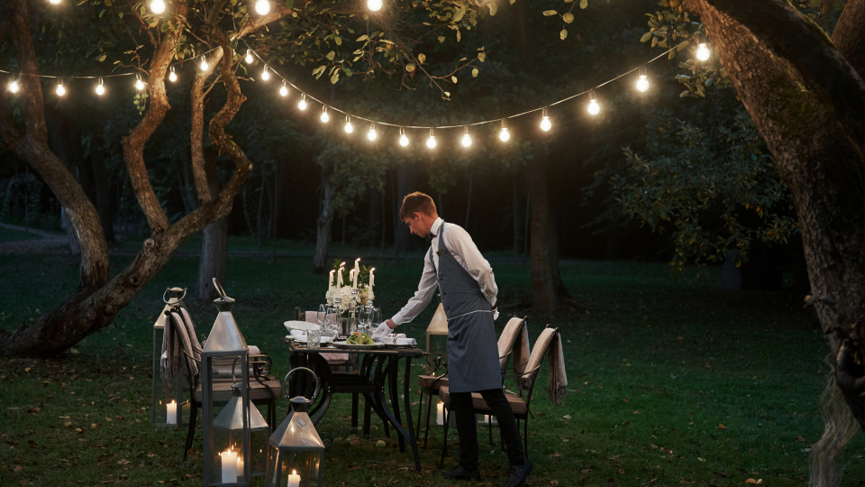 Brighten Your Outdoors: Choosing the Right Lighting for Your Garden and Patio