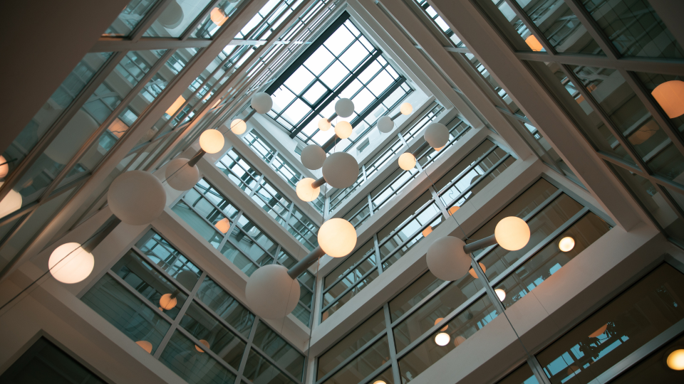 Choosing the Right Lighting for Commercial Spaces